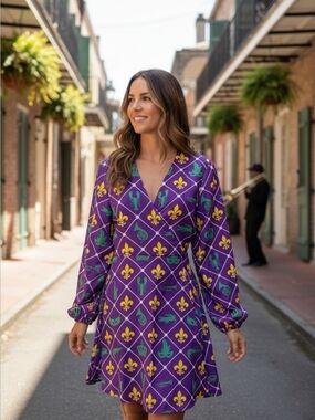 Shinesty Women's Purple Mardi Gras Party Festival Wrap Dress. NWT. Size Large.